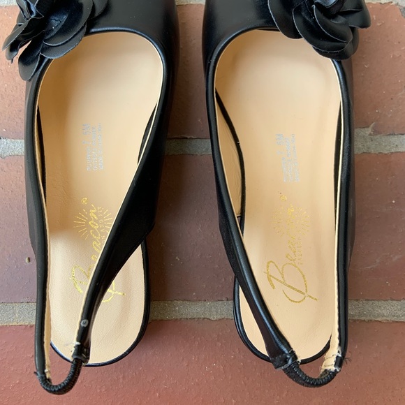 GUC Darling Beacon Black Slingback Style Shoes - Picture 2 of 7